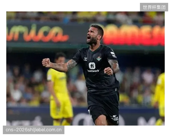 德拉富恩特预计将4-3-3控球体系带到世界杯，球员适应性与执行力面临考验。